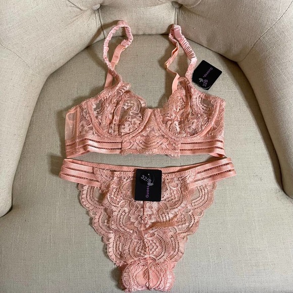 Guoeappa Other - Guoeappa Women's Sexy Soft Lace Lingerie Bra and Panty Set 32B